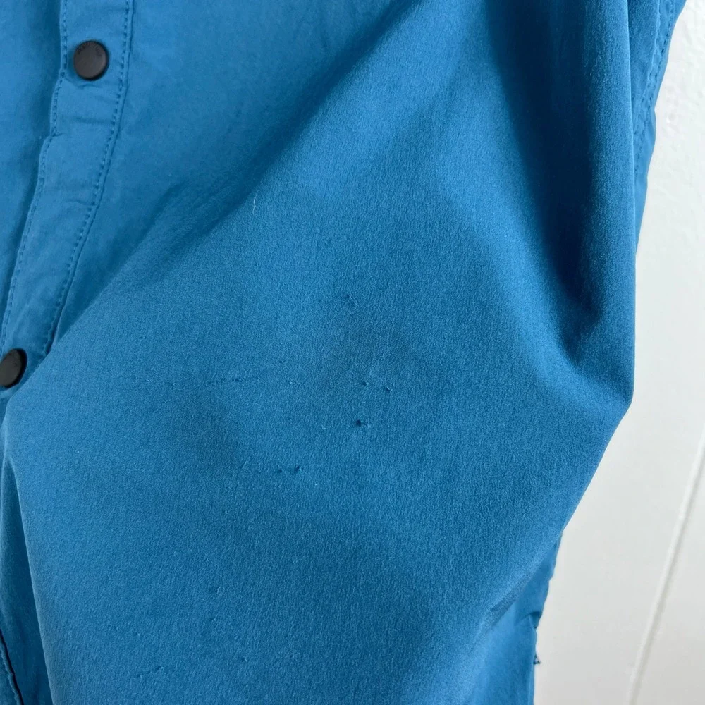 The North Face Button Down‎ Shirt Mens Small Blue Short Sleeve Technical Snap